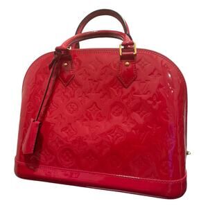 Louis Vuitton Monogram Vernis Alma PM in Patent Indian Rose Red